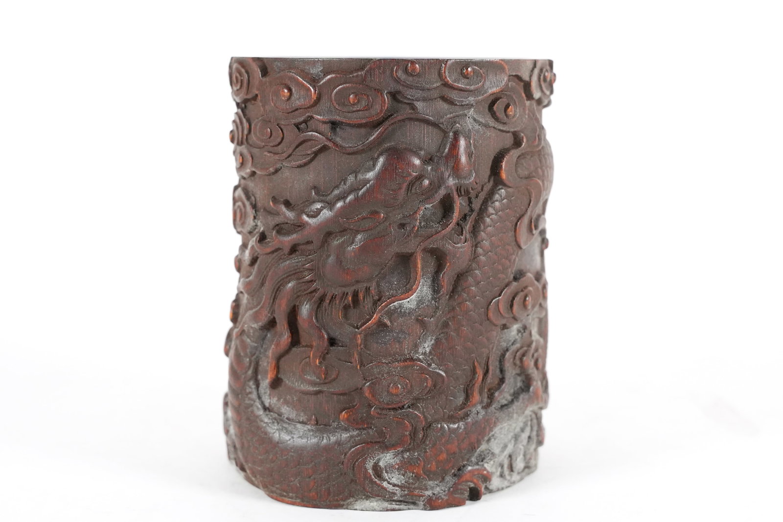Chinese fine brush pot: Chinese finely carved brush pot. H: 6.1" x W: 5.1."