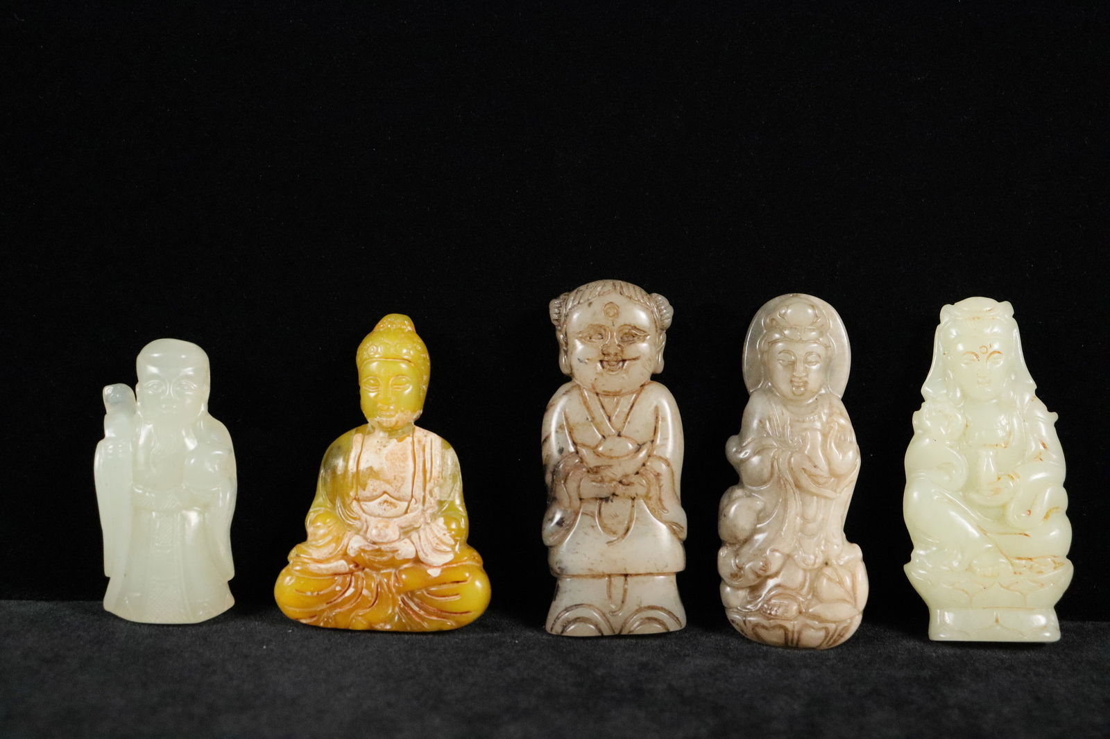 Lots Chinese fine jade (1 of 6)