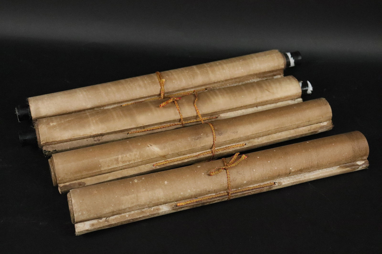 Lots Chinese fine scrolls (1 of 11)