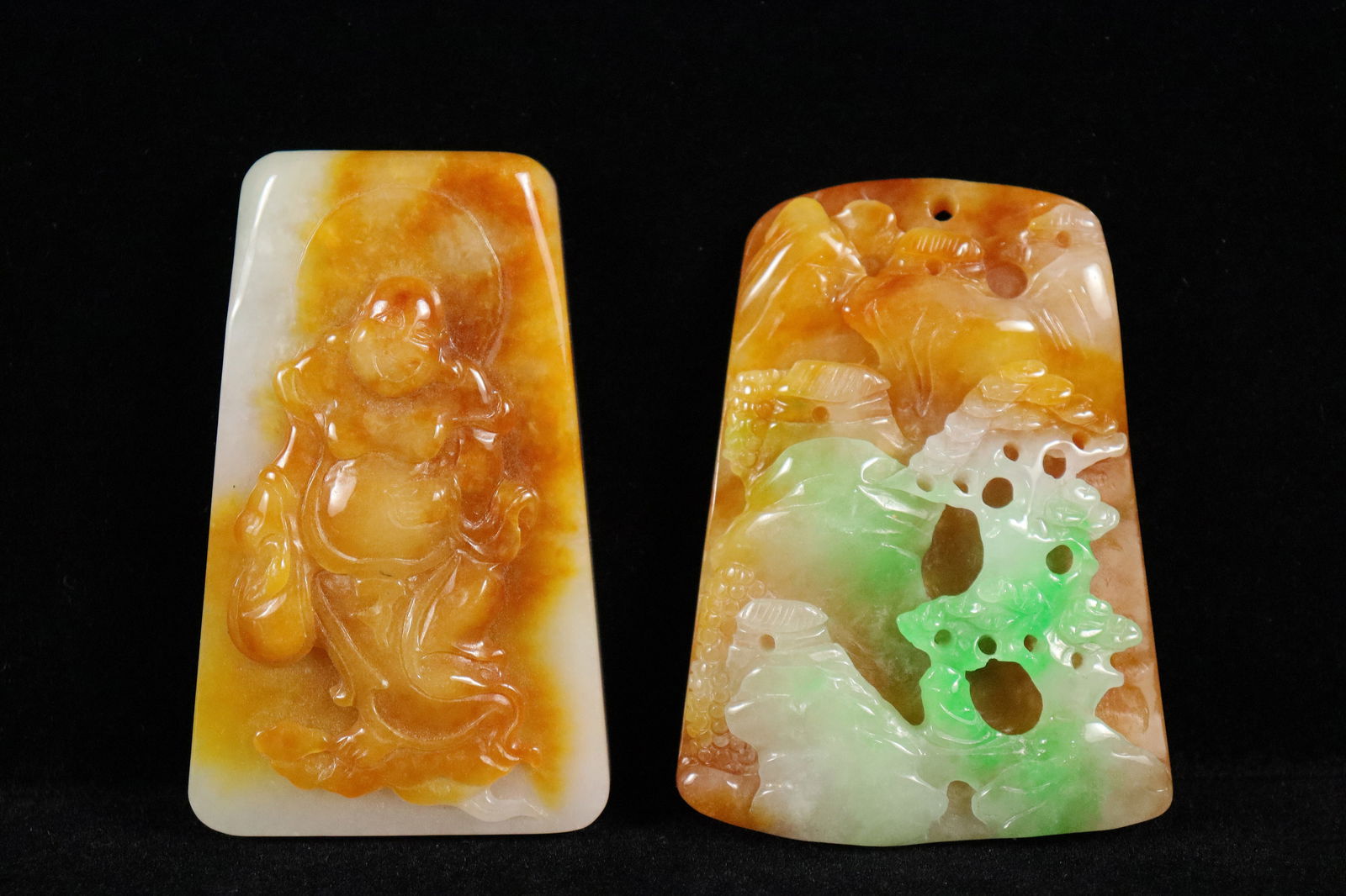 2 Chinese jade plaques (1 of 5)