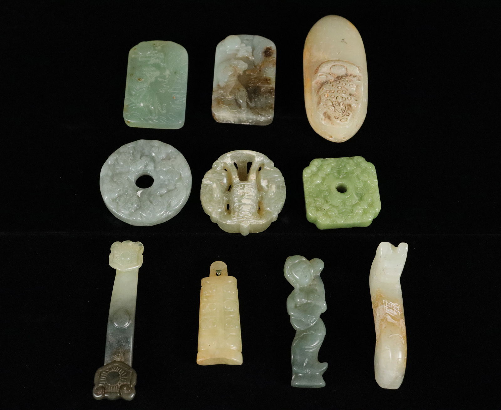 Lots Chinese jade items (1 of 4)