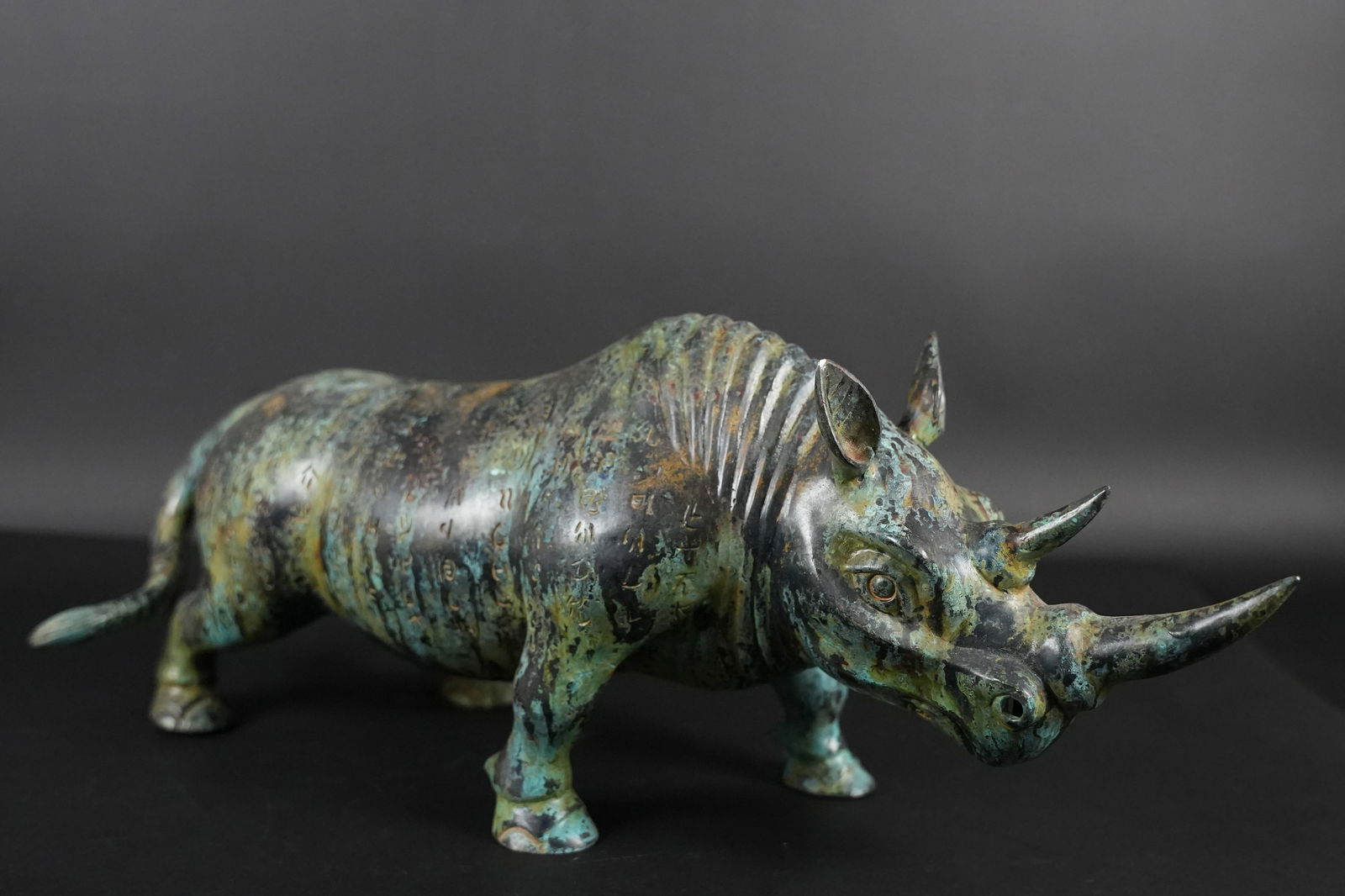 Chinese bronze carved rhino (1 of 7)