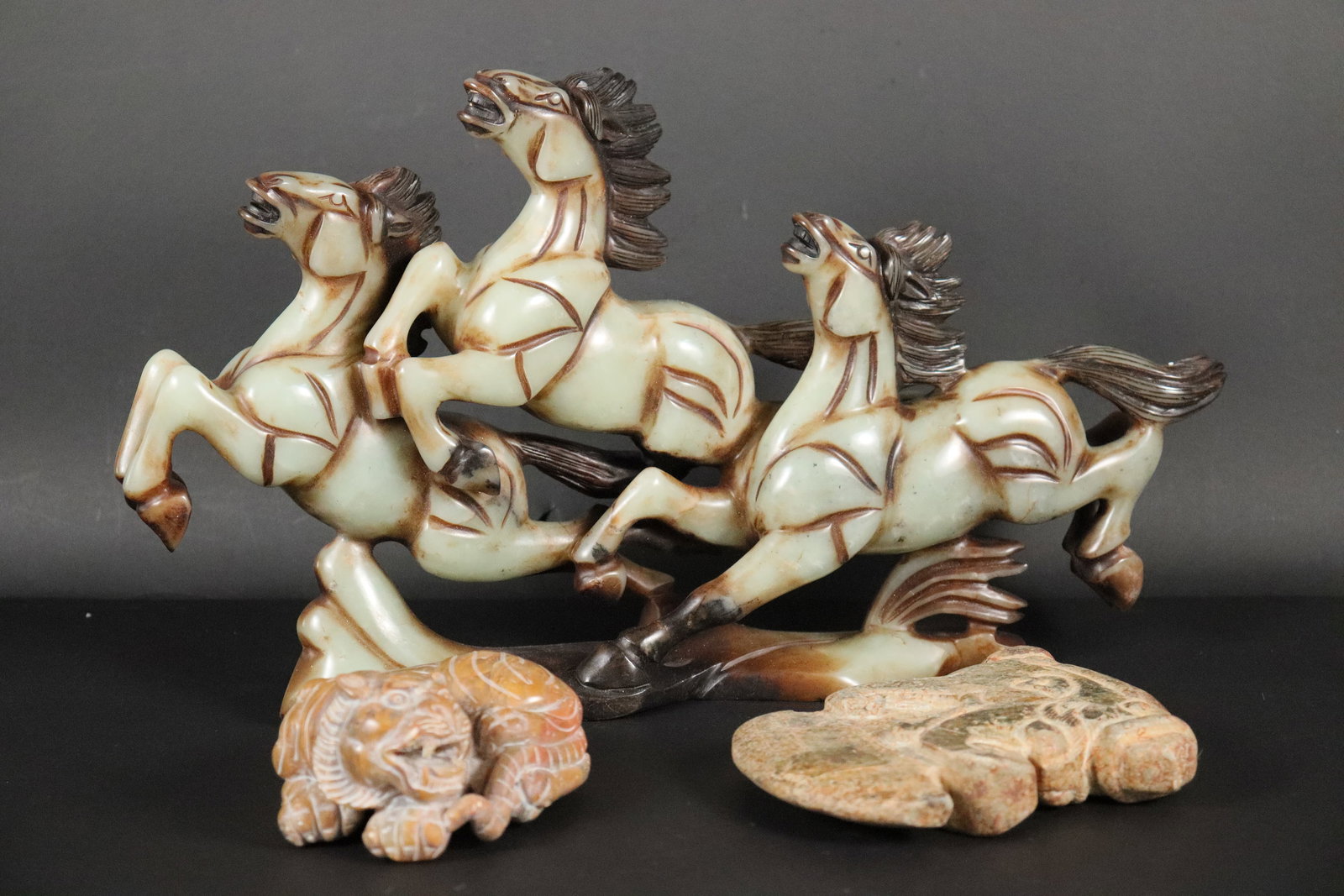 Lots Chinese stone figures (1 of 7)