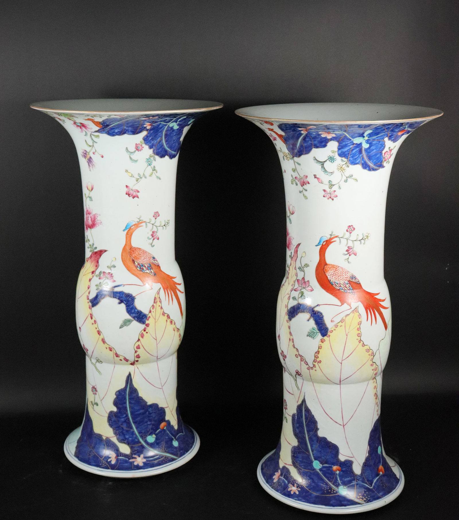 2 Chinese fancy tall vase (1 of 8)