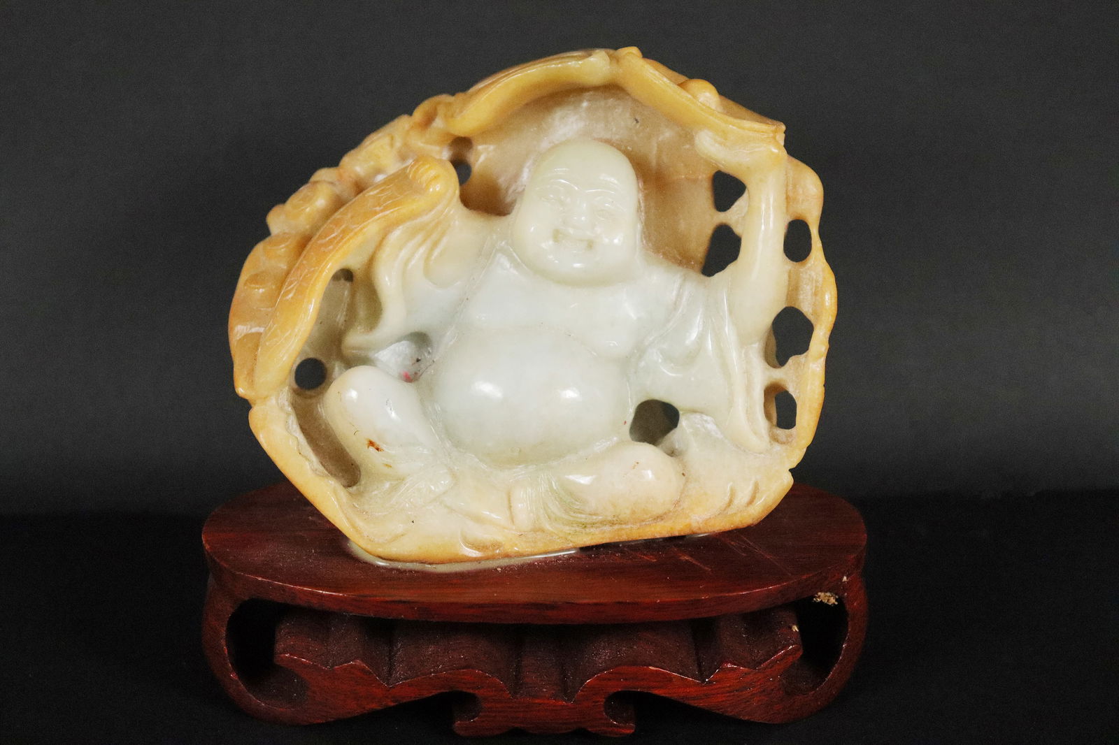 Chinese fine jade buddha (1 of 7)