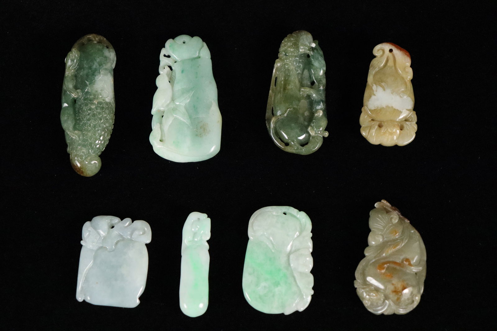 Lots Chinese jadeite items (1 of 6)