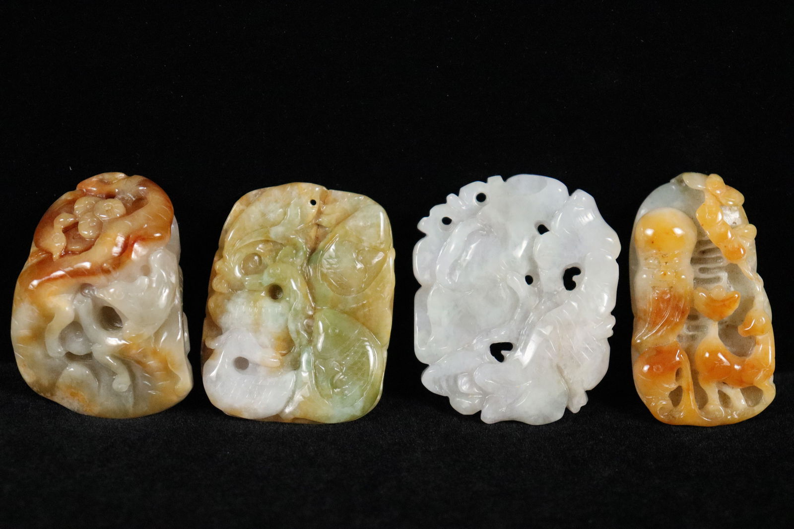 Lots Chinese jadeite items (1 of 7)