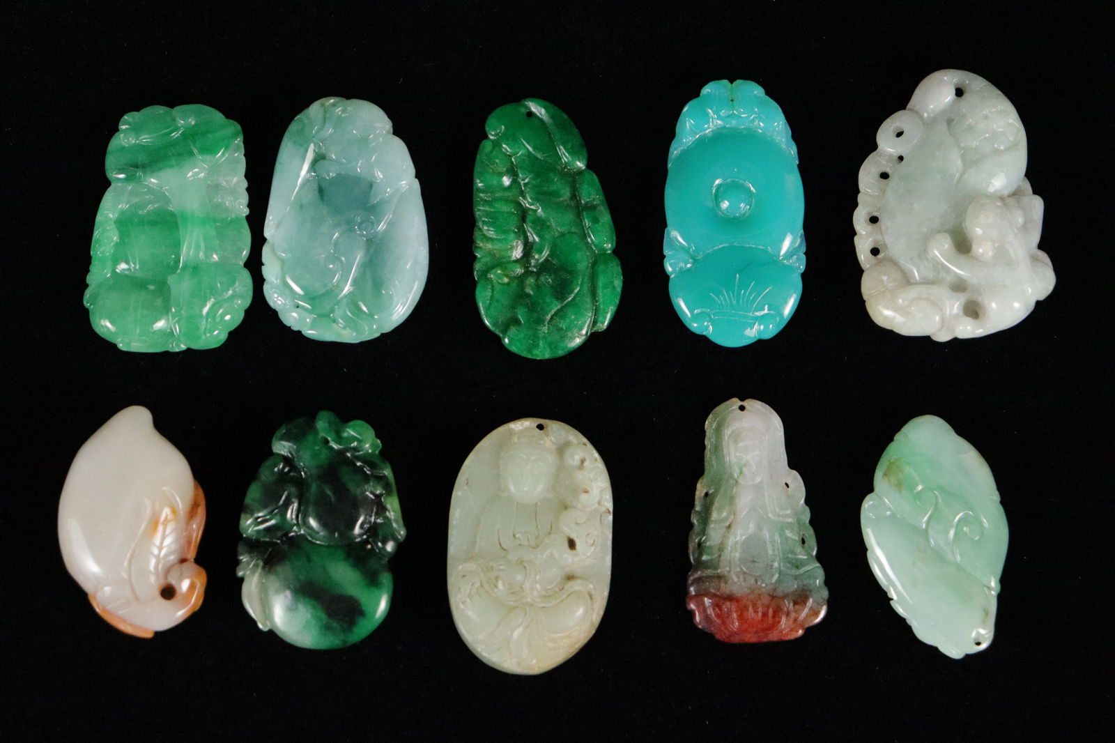 Lots Chinese jade items (1 of 6)