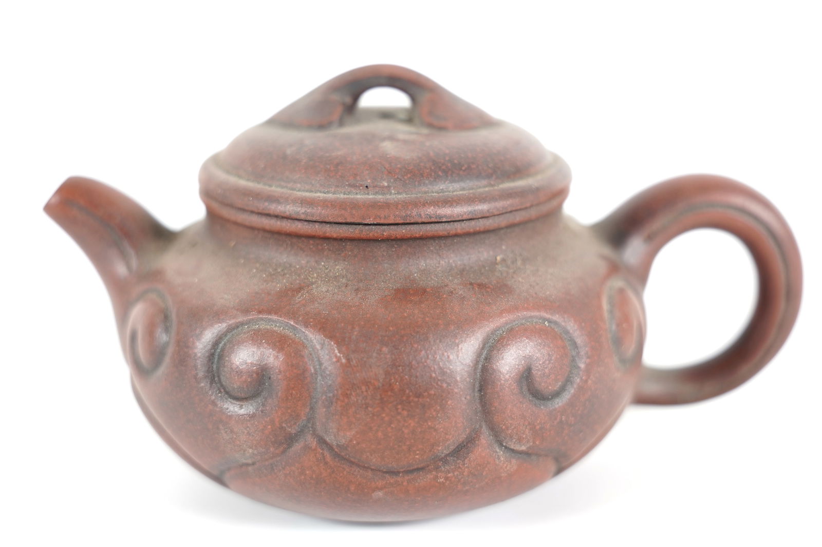 Chinese fine clay teapot: Chinese fine clay teapot. H: 6.5" x W: 3.5."