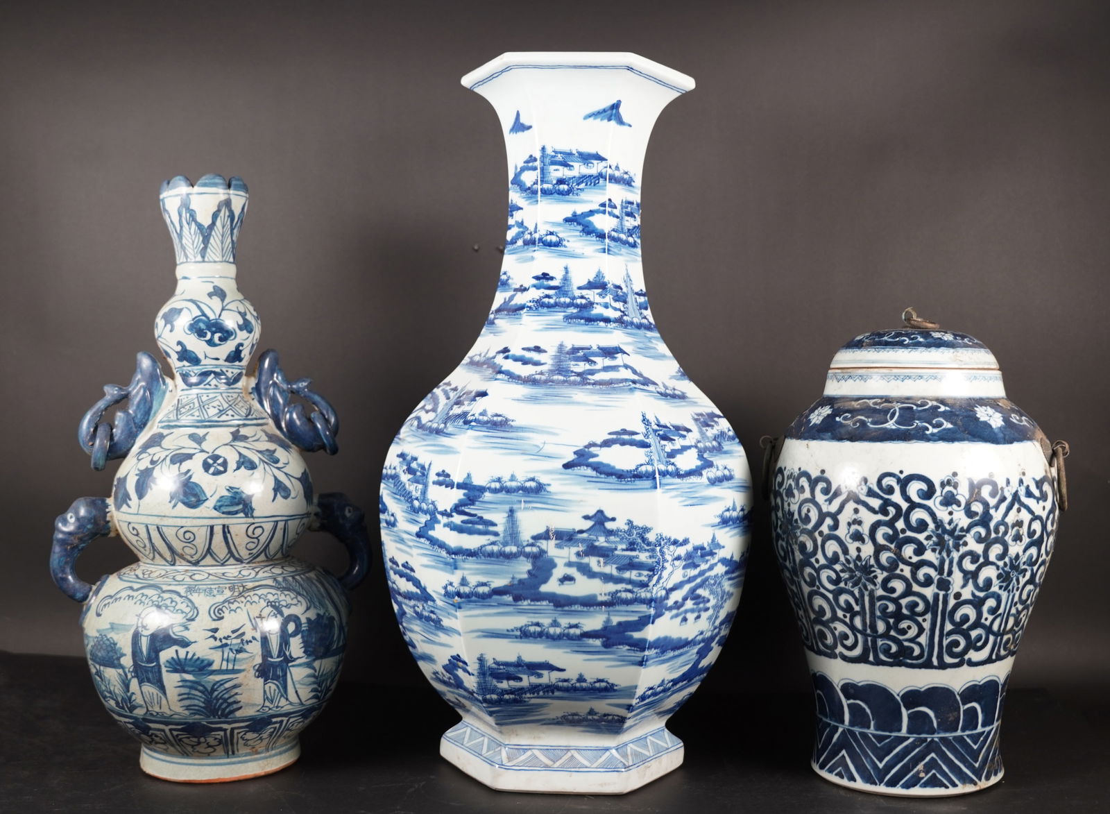 3 Chinese b/w large vase (1 of 7)