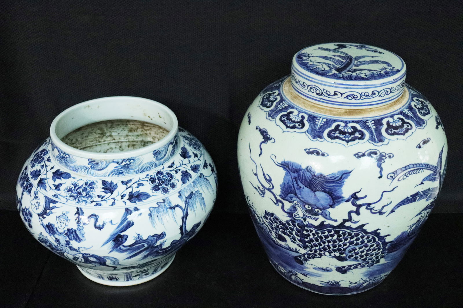 2 Chinese b/w large jar (1 of 9)