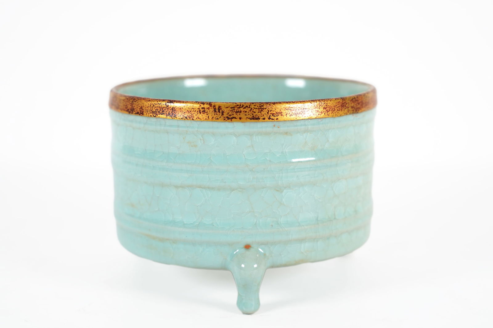 Chinese fine footed censer (1 of 4)