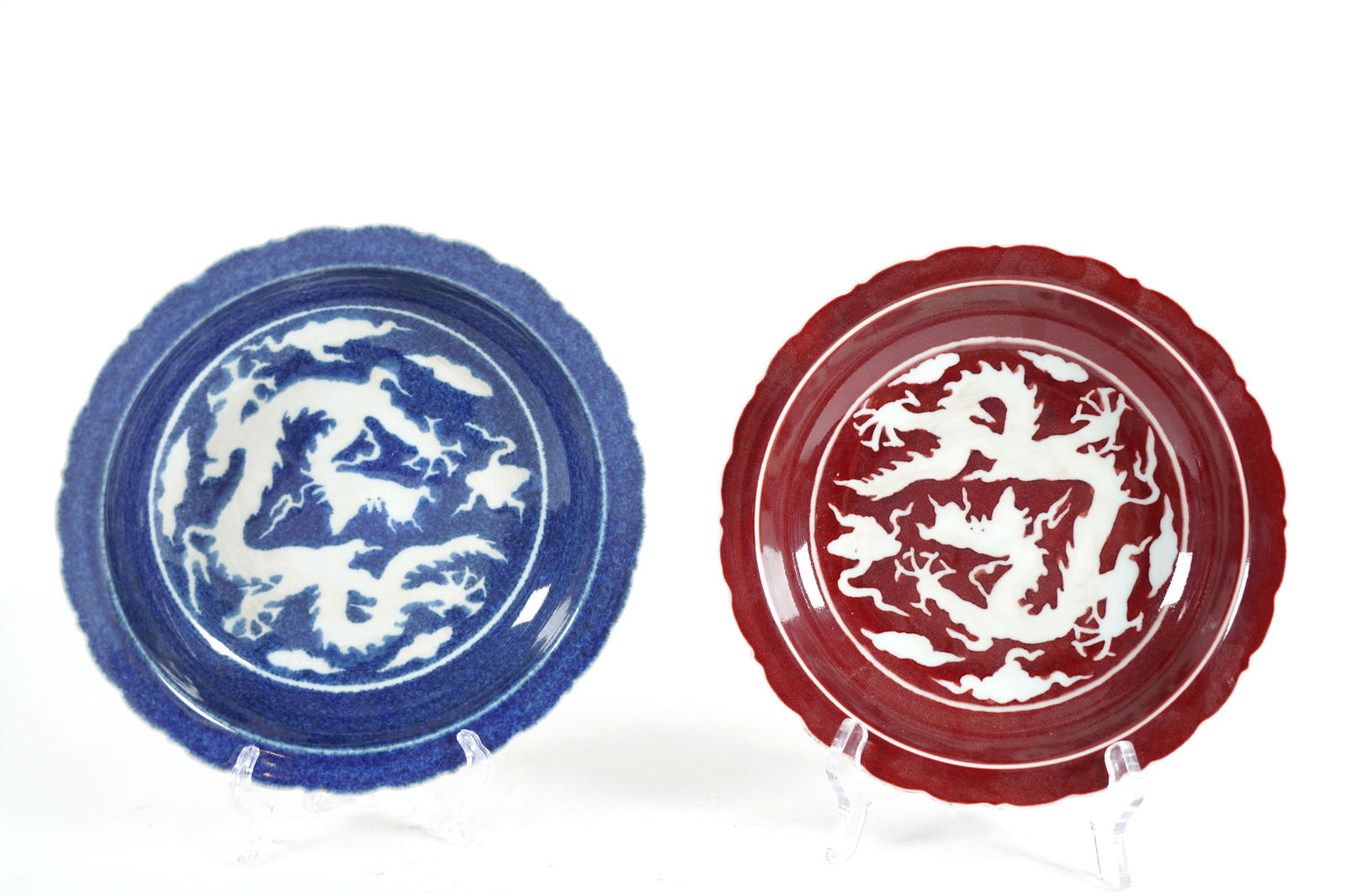 2 Chinese fine dragon plates (1 of 6)