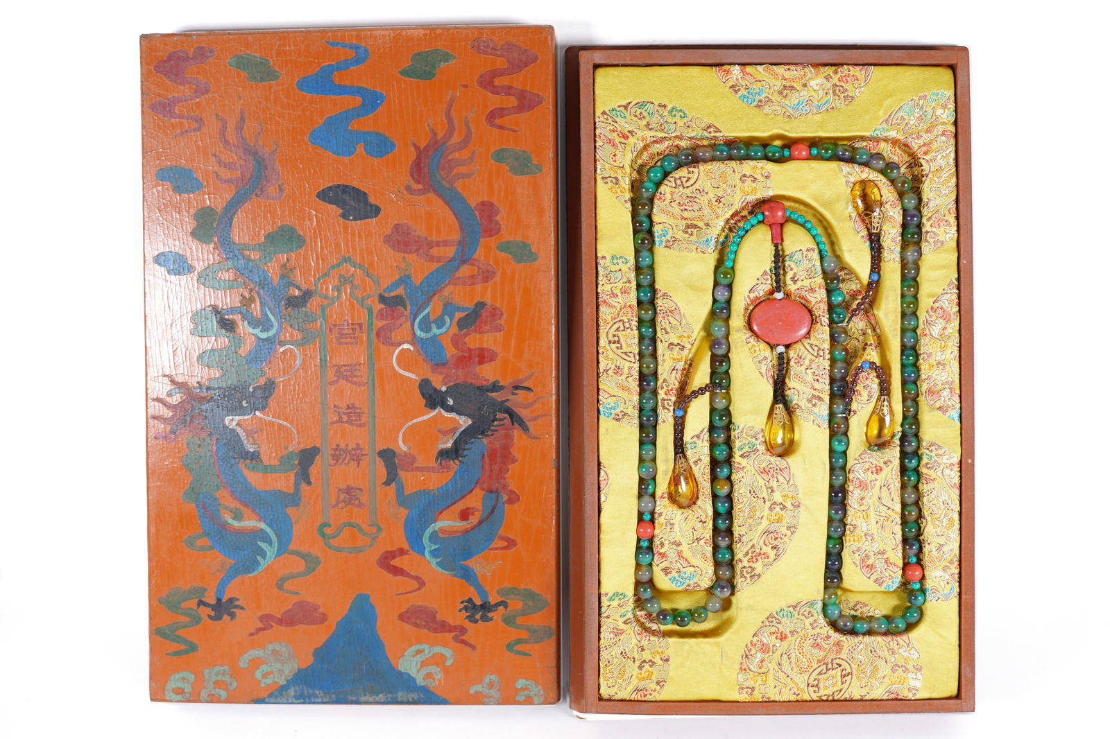 Chinese fine court bead (1 of 6)