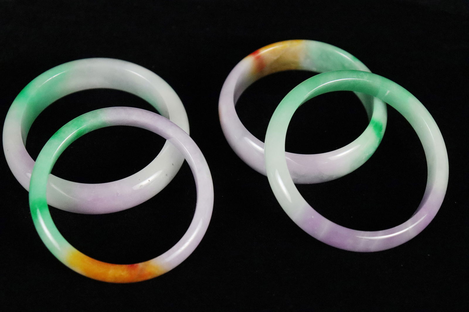2 Chinese jadeite bangles (1 of 6)