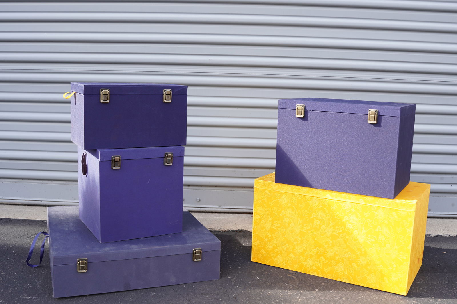 Lots Chinese silk box (1 of 6)