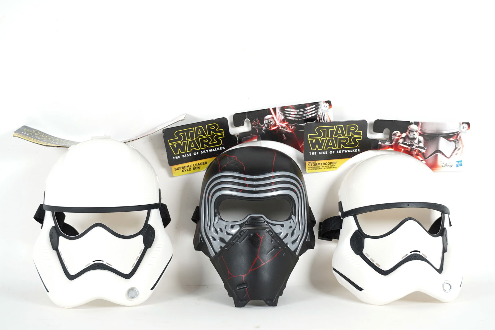 Lots Star Wars masks (1 of 5)