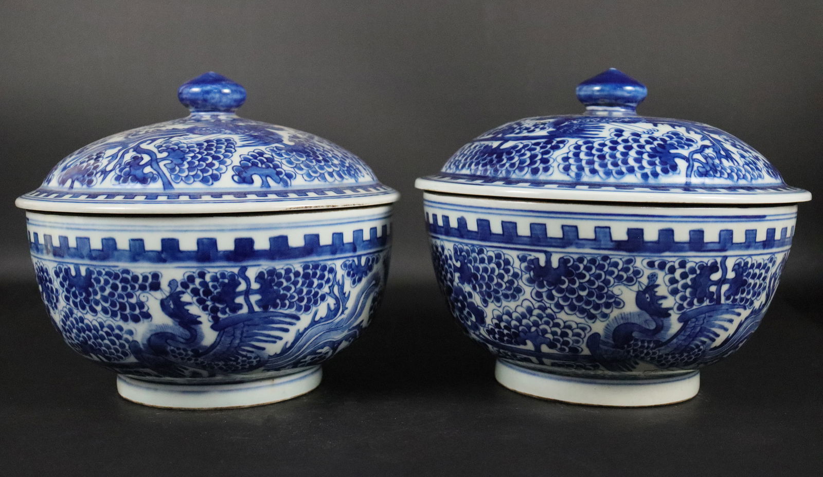 2 Chinese fine b/w lid jar (1 of 7)