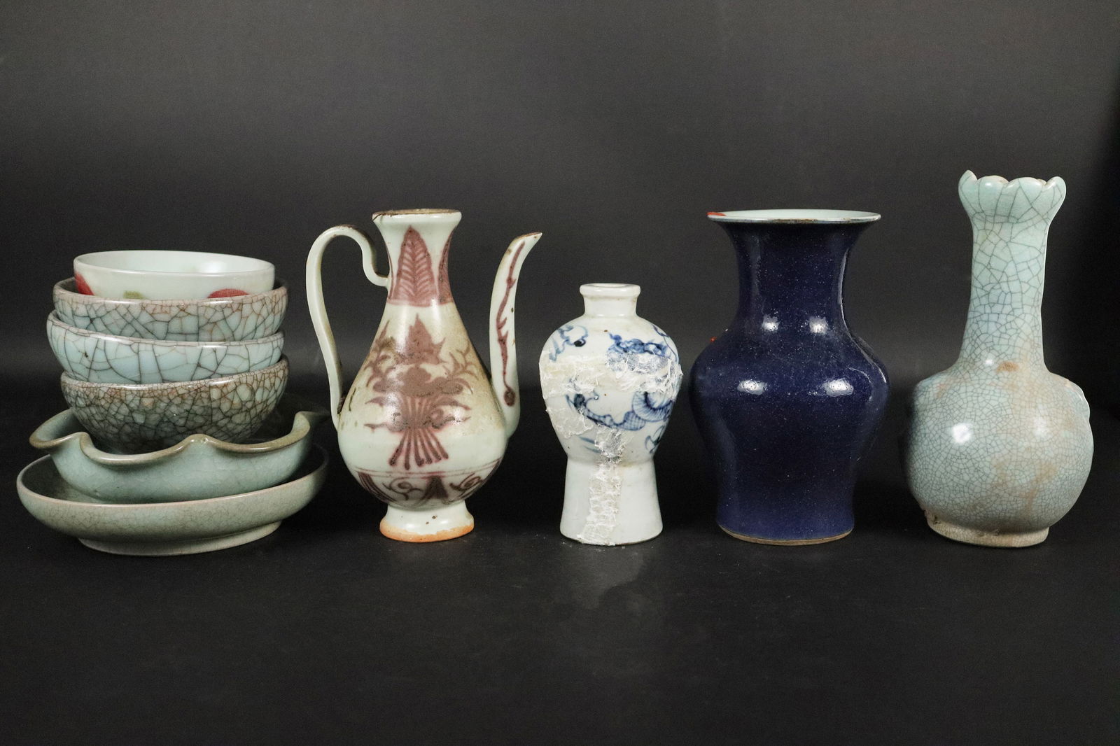 Lots Chinese porcelain items (1 of 7)
