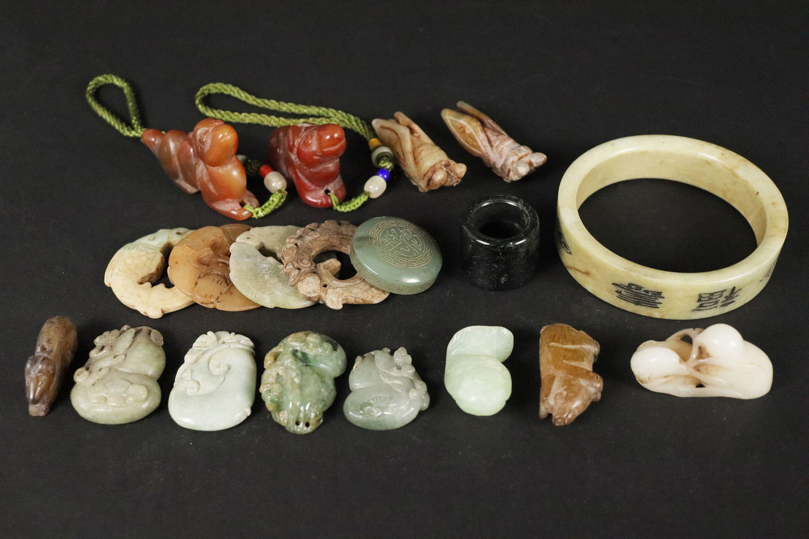 Lots Chinese stone carvings (1 of 7)