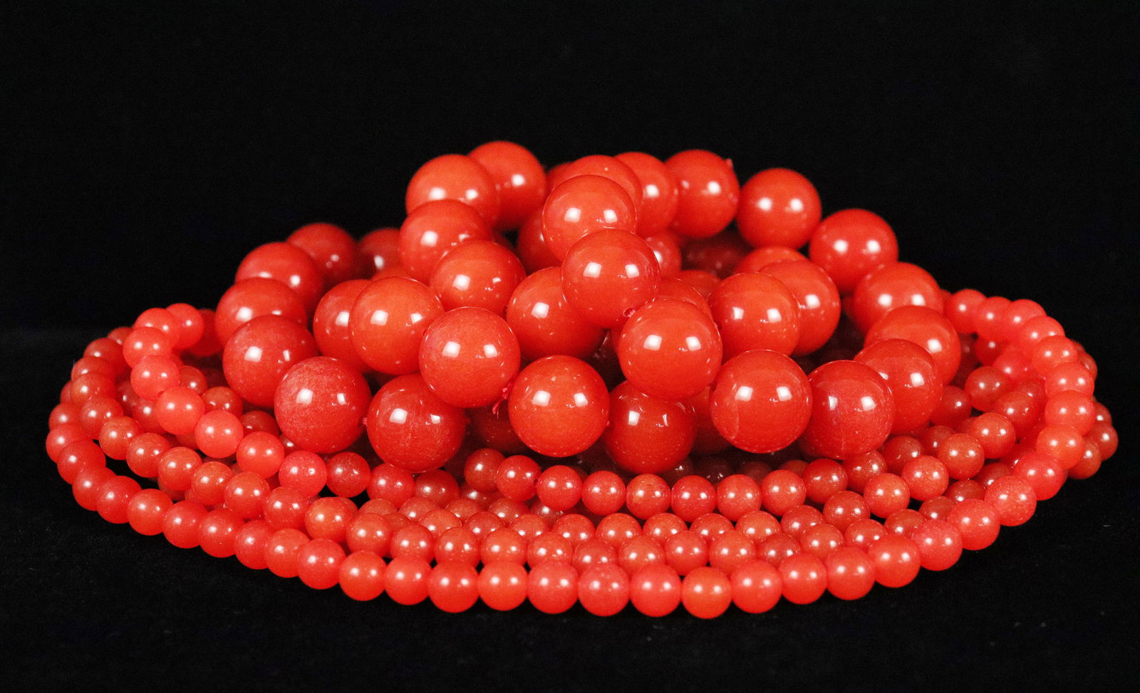 Lots Chinese beaded items (1 of 7)