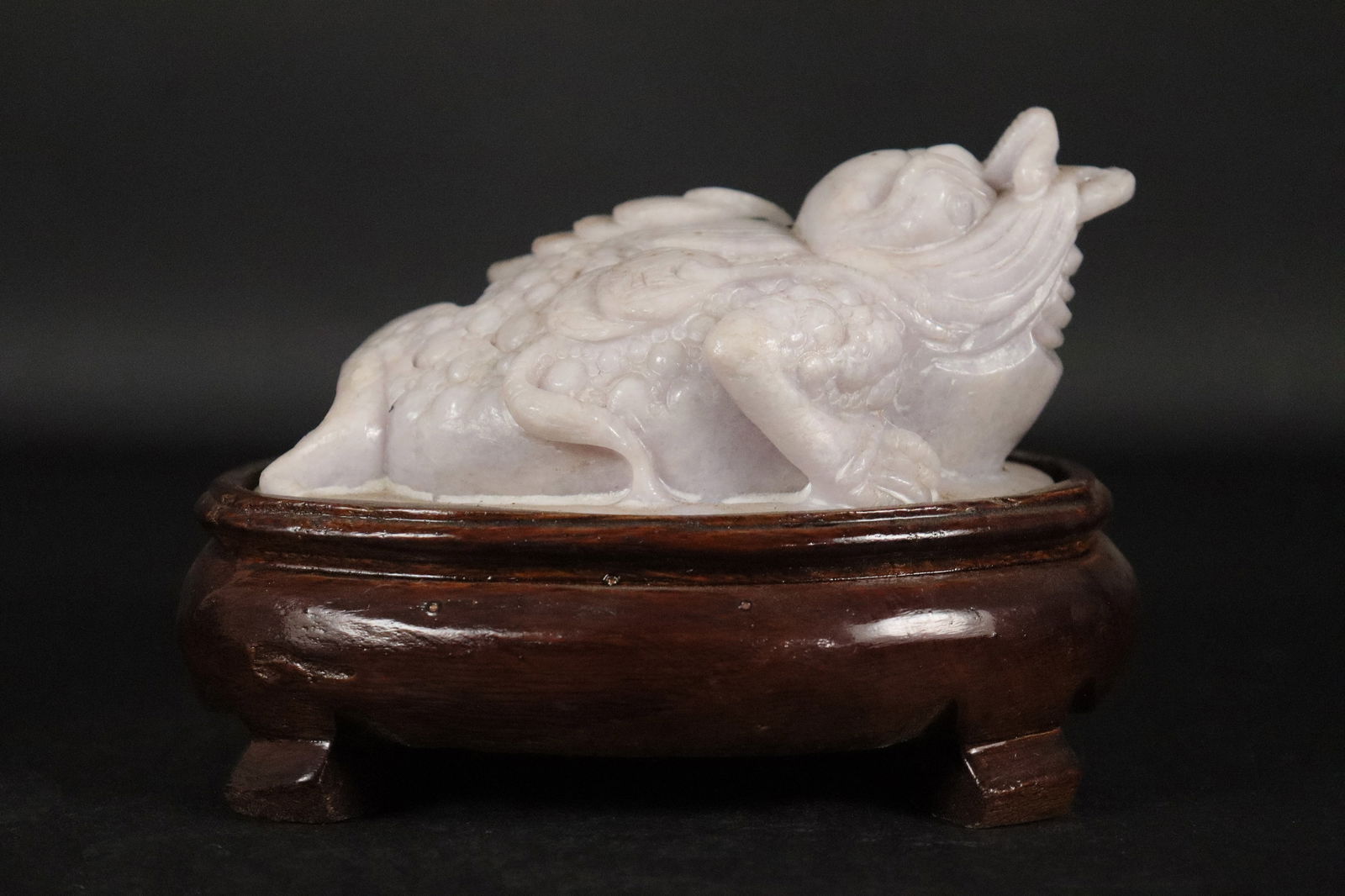 Chinese jadeite toad (1 of 7)