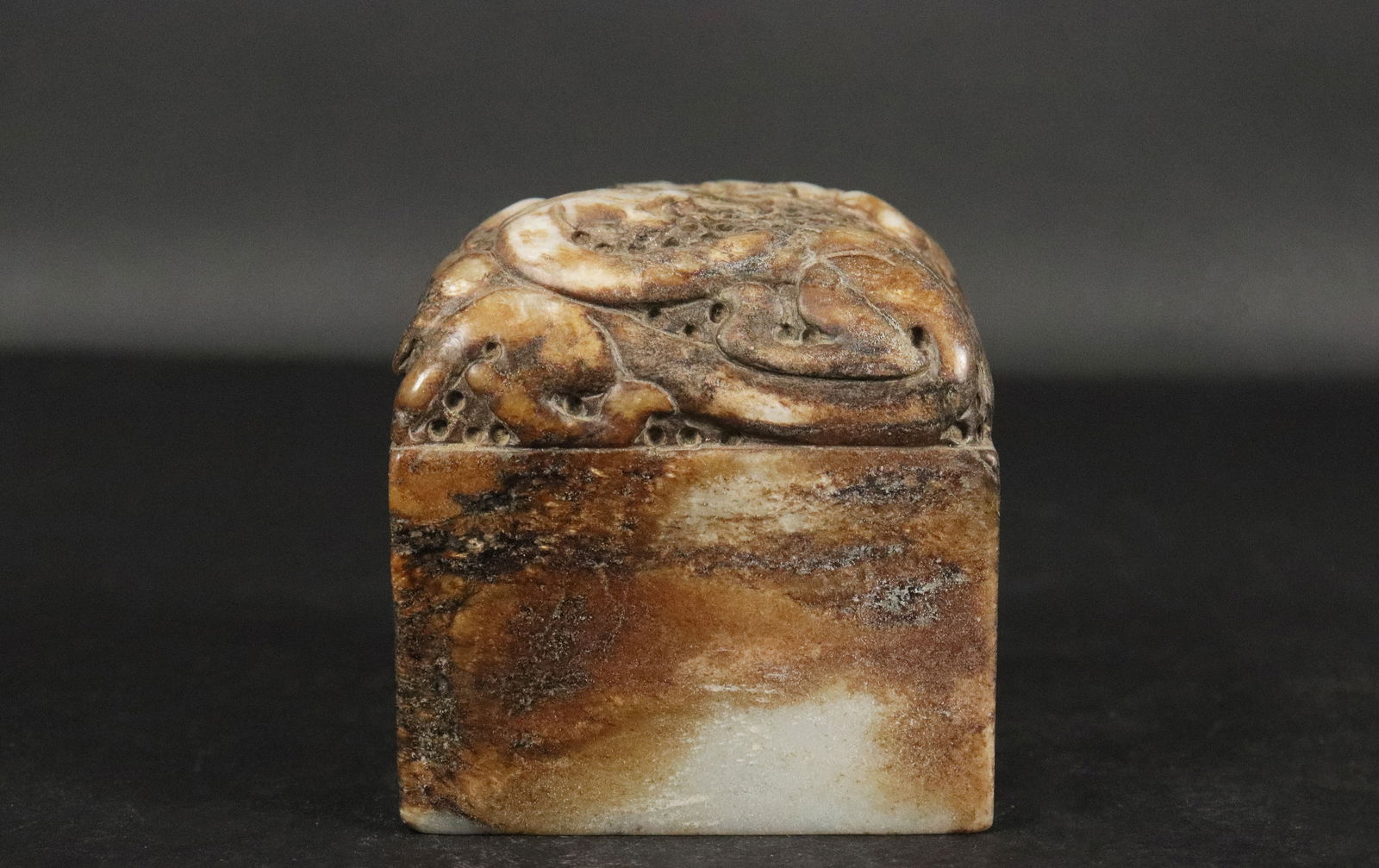 Chinese fine jade seal (1 of 7)