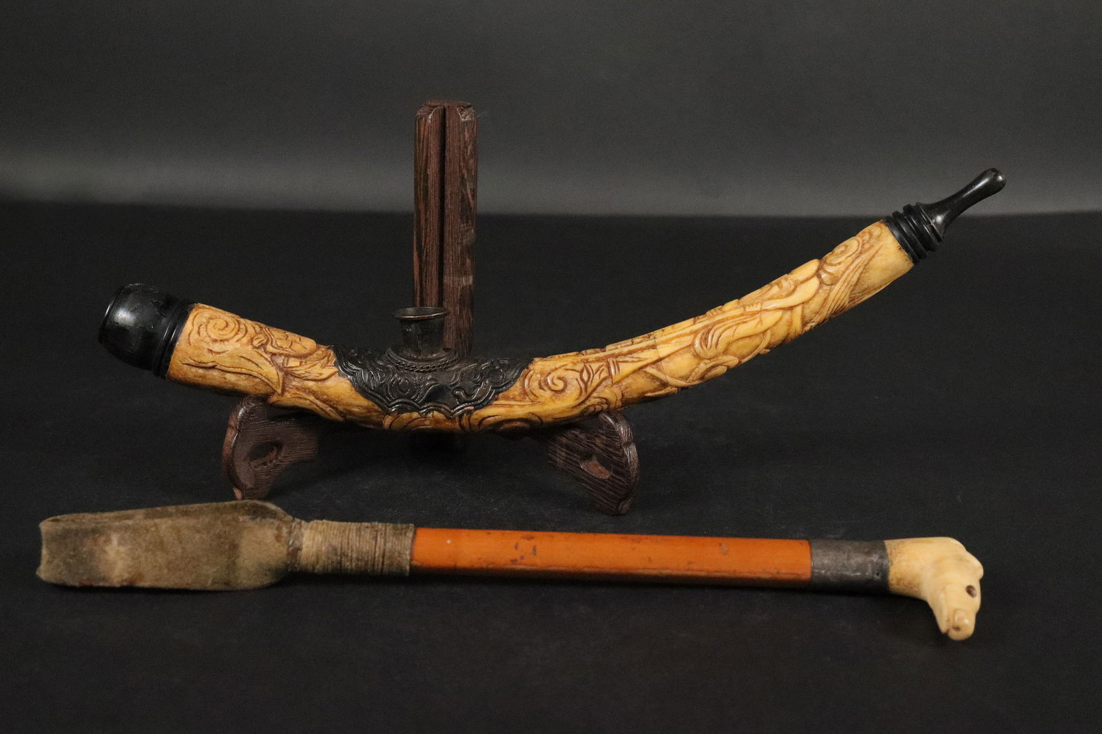 2 Chinese fine items (1 of 7)