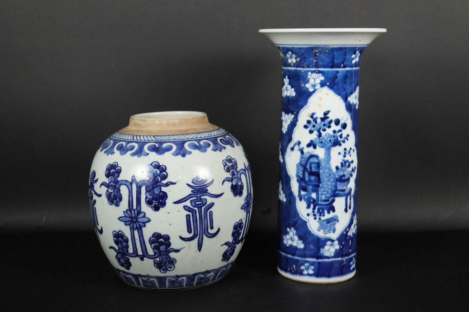 2 Chinese b/w vase (1 of 7)