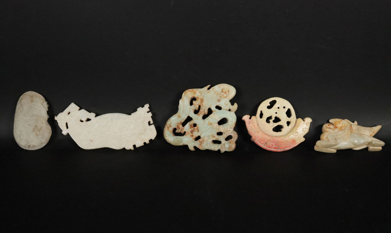 Lots Chinese fine jade (1 of 6)