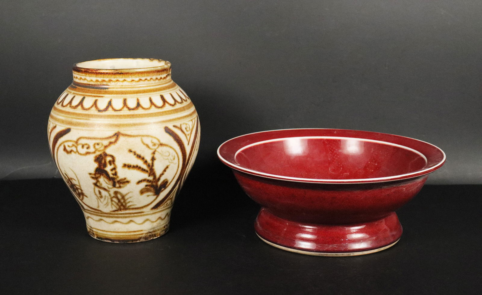 2 Chinese fine items (1 of 7)