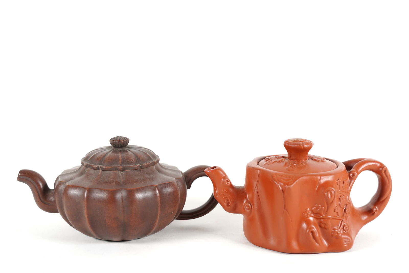 2 Chinese clay teapots (1 of 6)