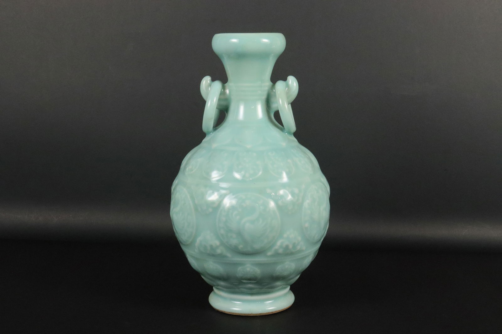 Chinese fine celadon vase: Chinese fine celadon vase. H: 10" x W: 5.5."