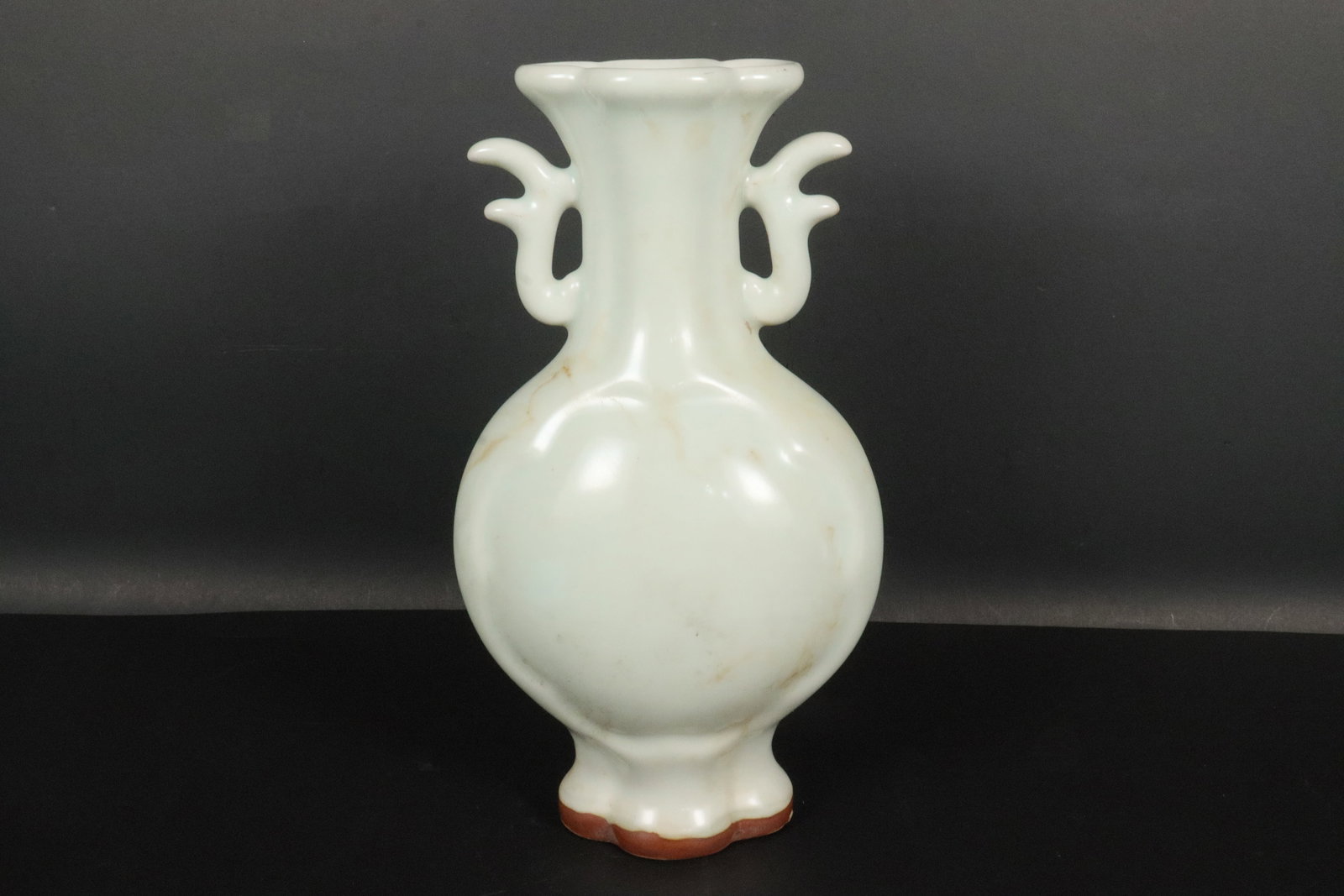 Chinese white glaze vase (1 of 7)
