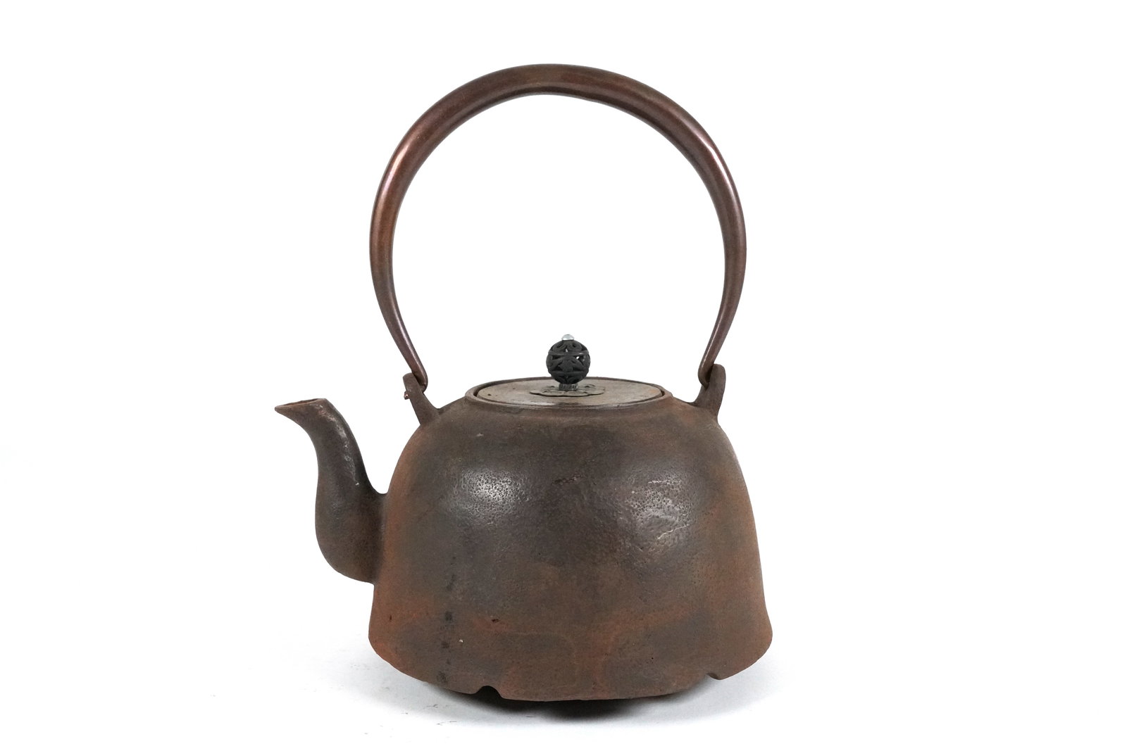 Chinese large metal pot (1 of 6)