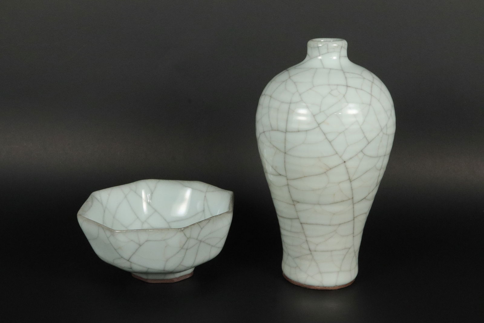 2 Chinese crackled items (1 of 7)