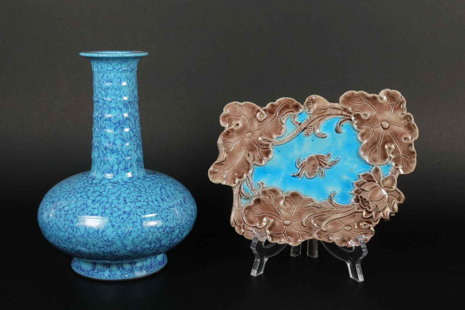 2 Chinese fine items (1 of 7)