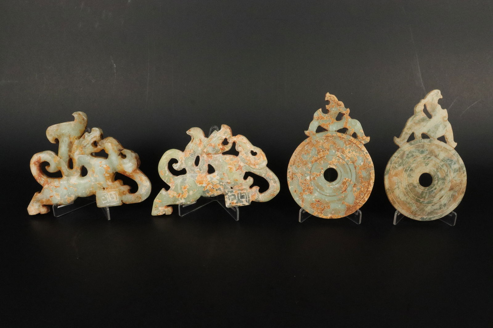 Lots Chinese jade items (1 of 7)