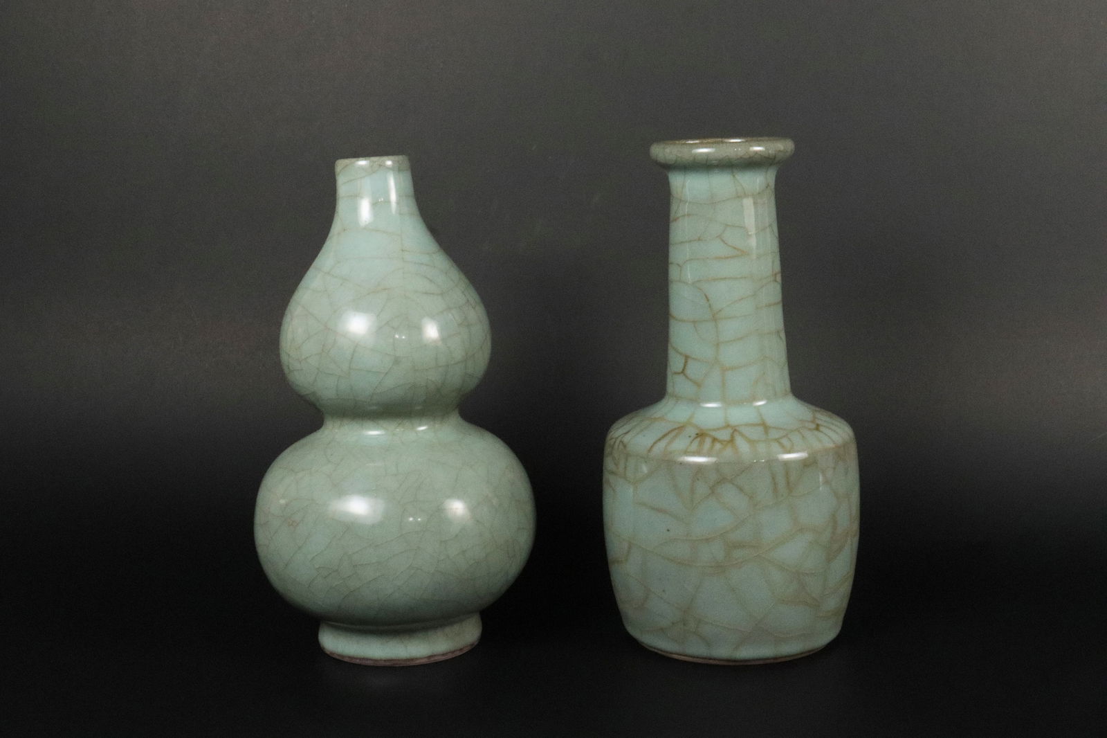 2 Chinese celadon vase (1 of 7)