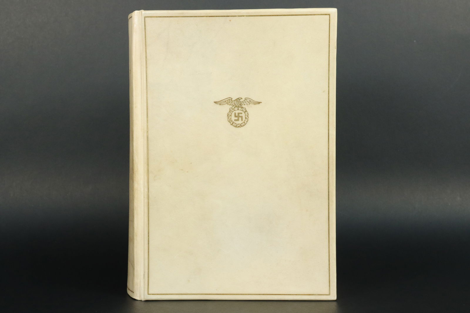 1933 limited Mein Kampf (1 of 10)