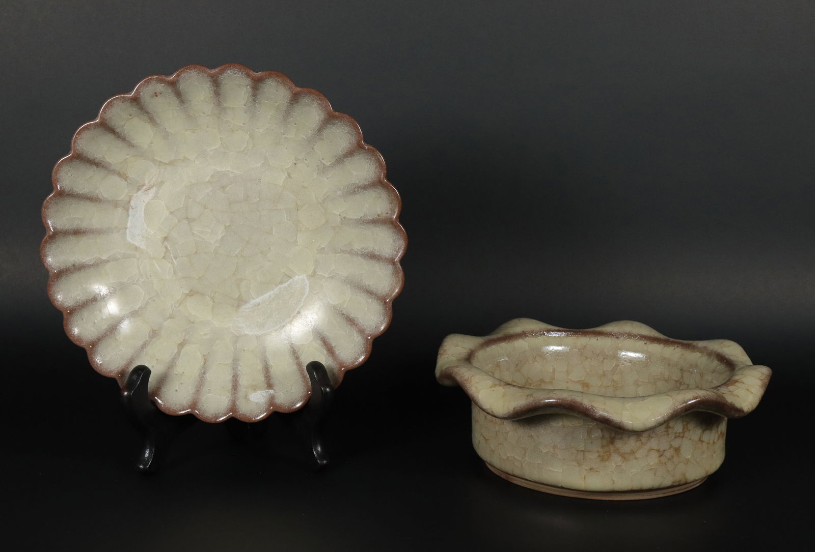 2 Chinese crackled items (1 of 7)