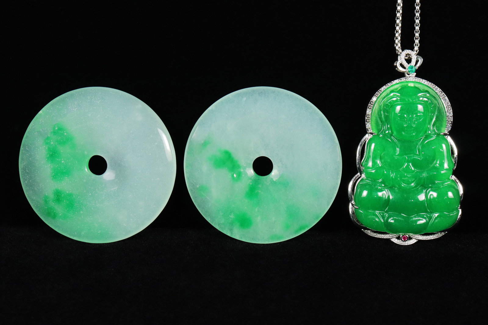 Lots Chinese fine items (1 of 7)