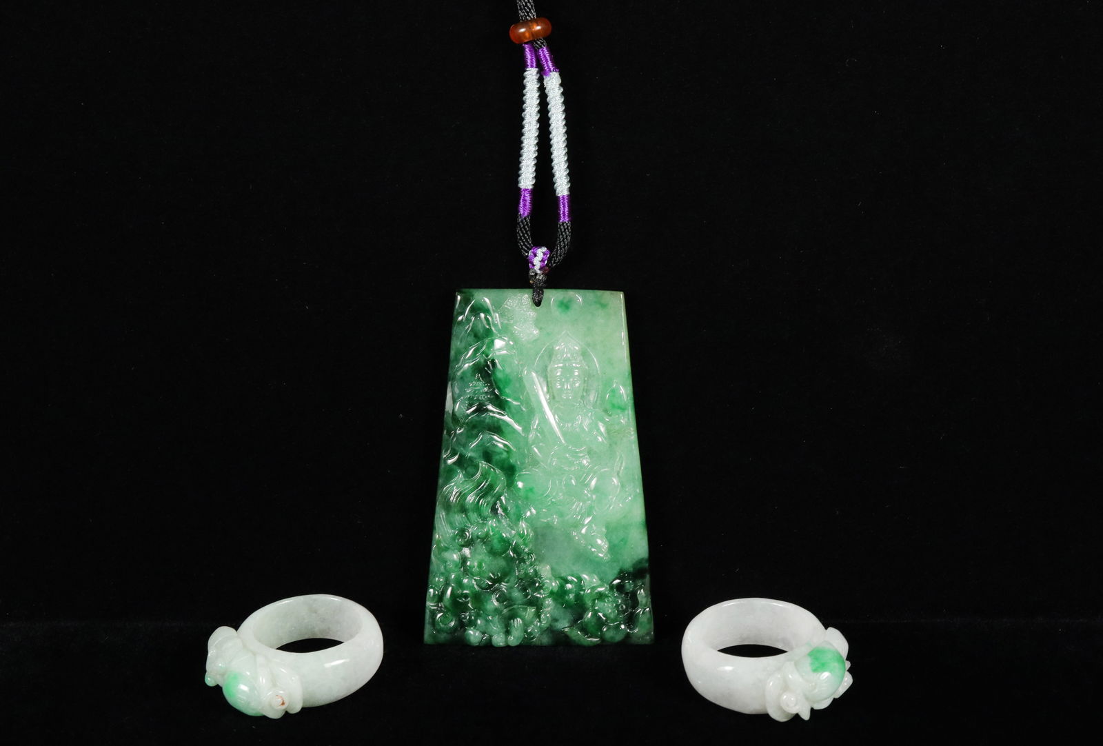 Lots Chinese fine items. (1 of 7)