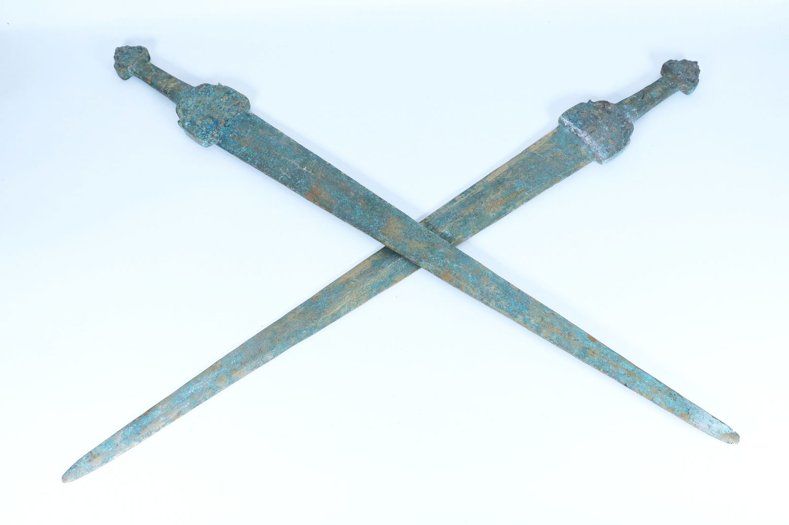 2 Chinese bronze sword (1 of 6)
