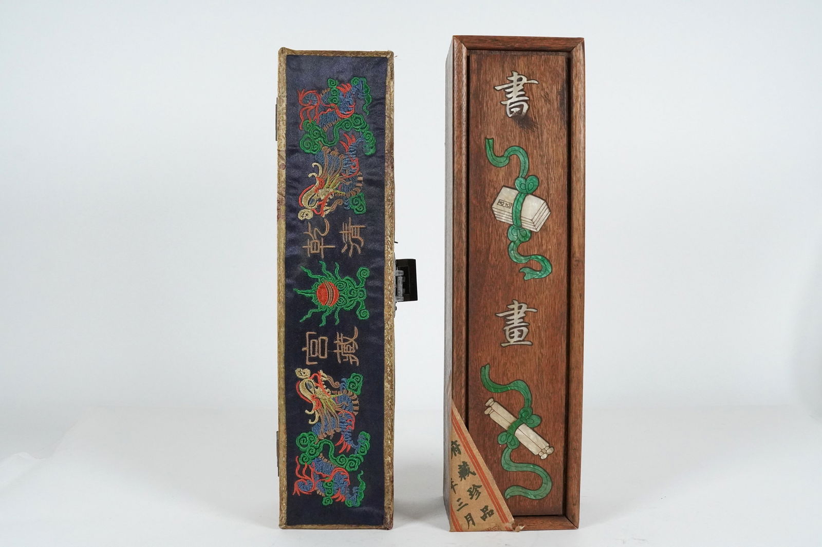 2 Chinese fine scroll in box (1 of 7)