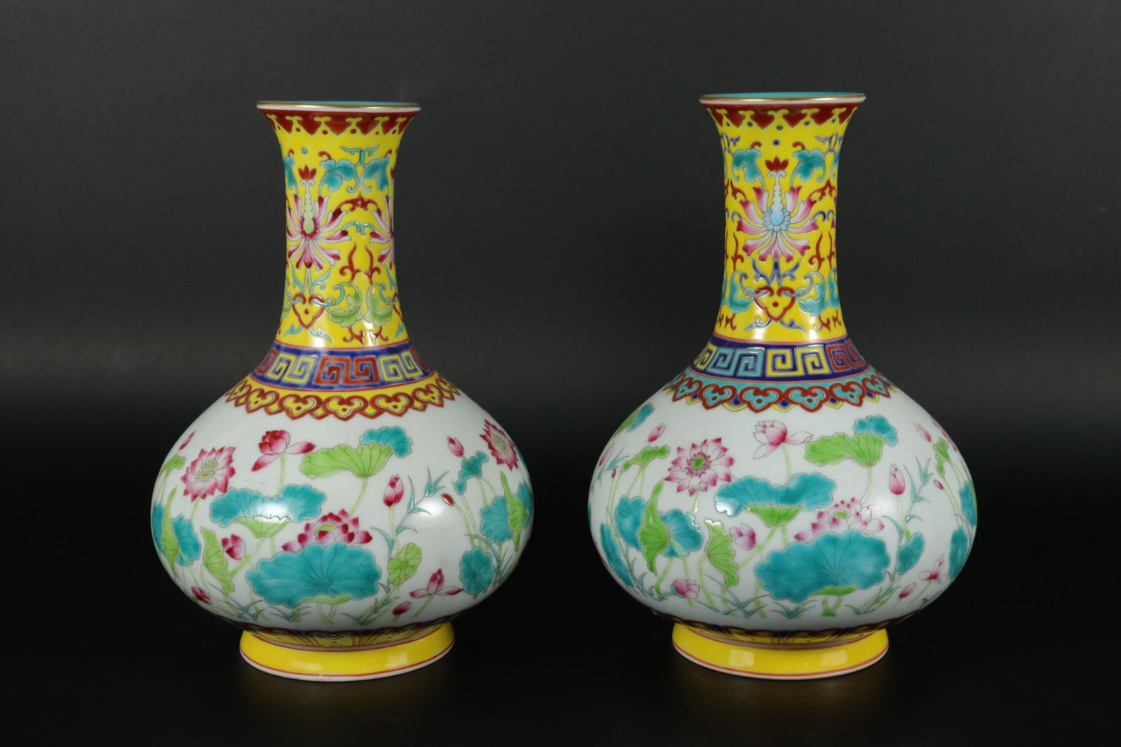 2 Chinese fine vase (1 of 7)