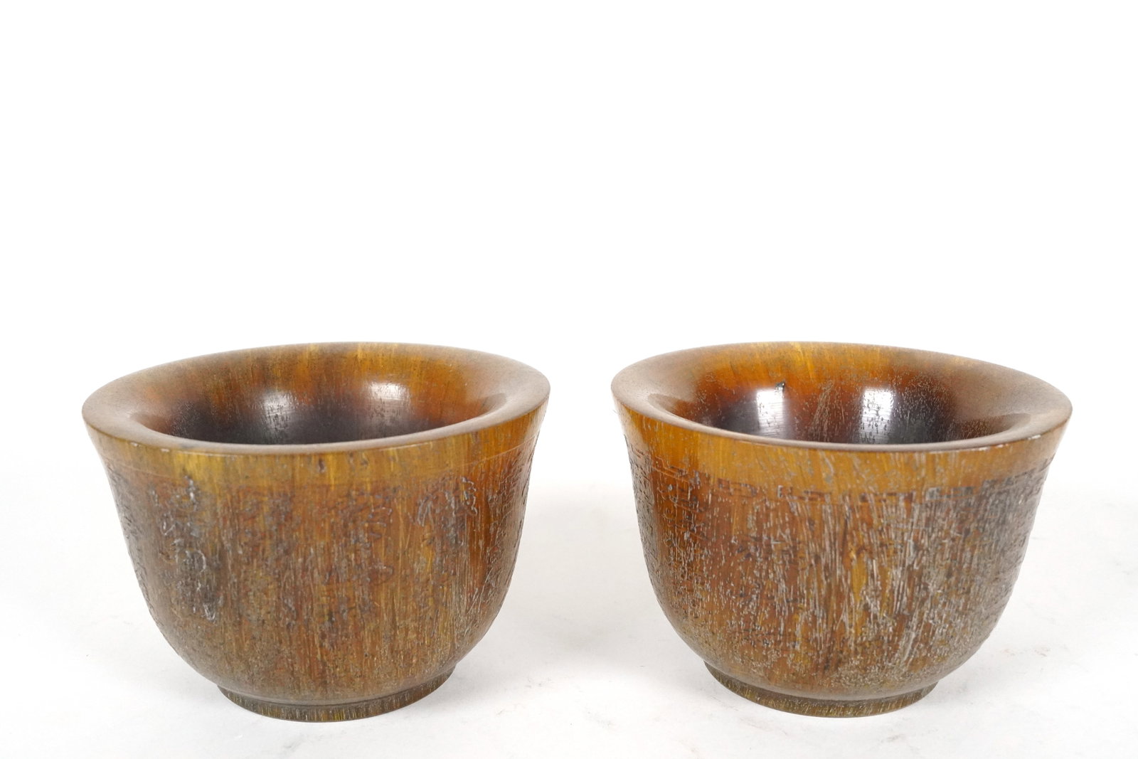 Chinese fine cups: Chinese fine cups.Largest H: 2.5" x W: 3.35."