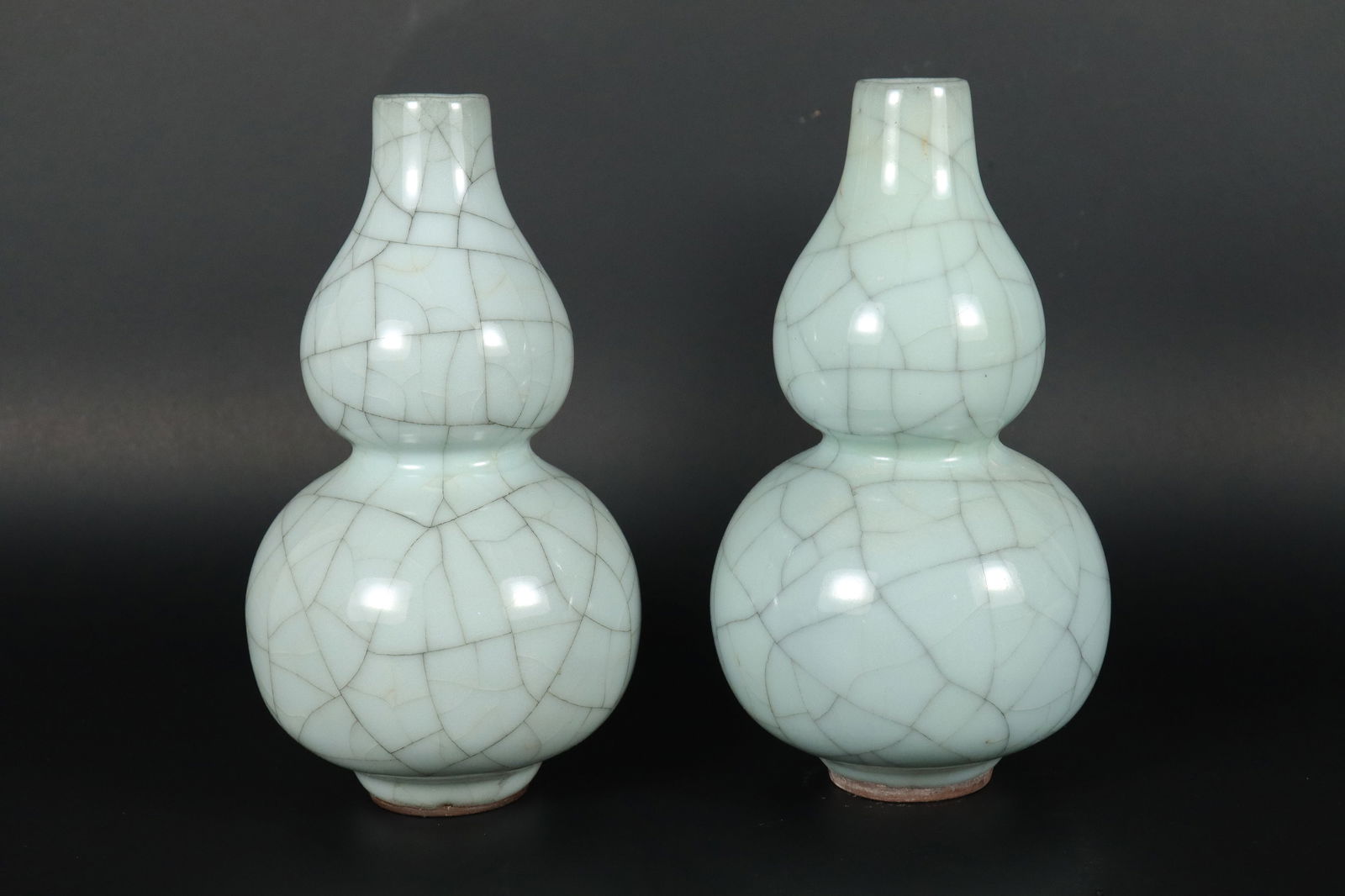 2 Chinese gourd vase (1 of 7)