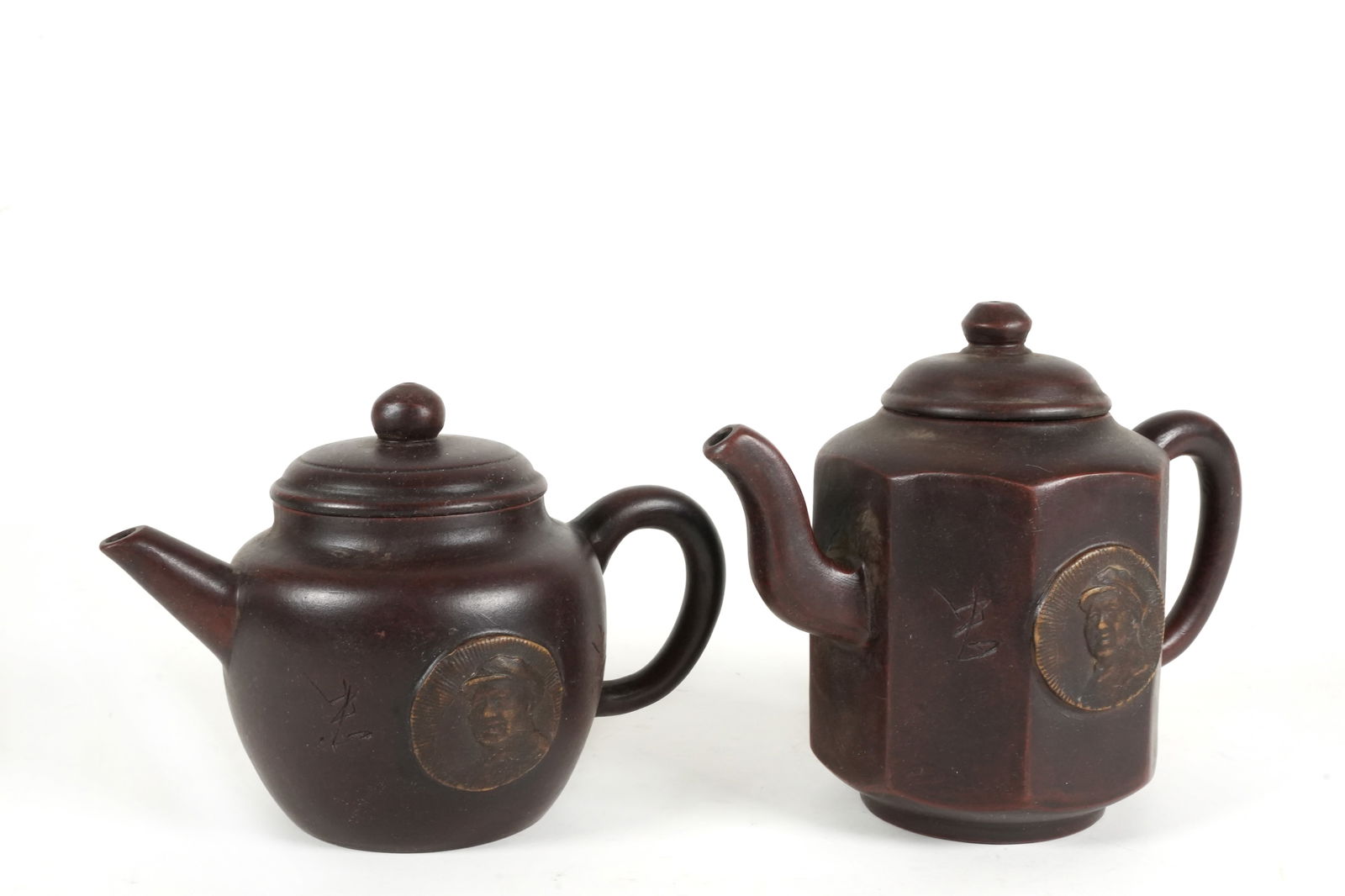 2 Chinese fine teapots (1 of 7)