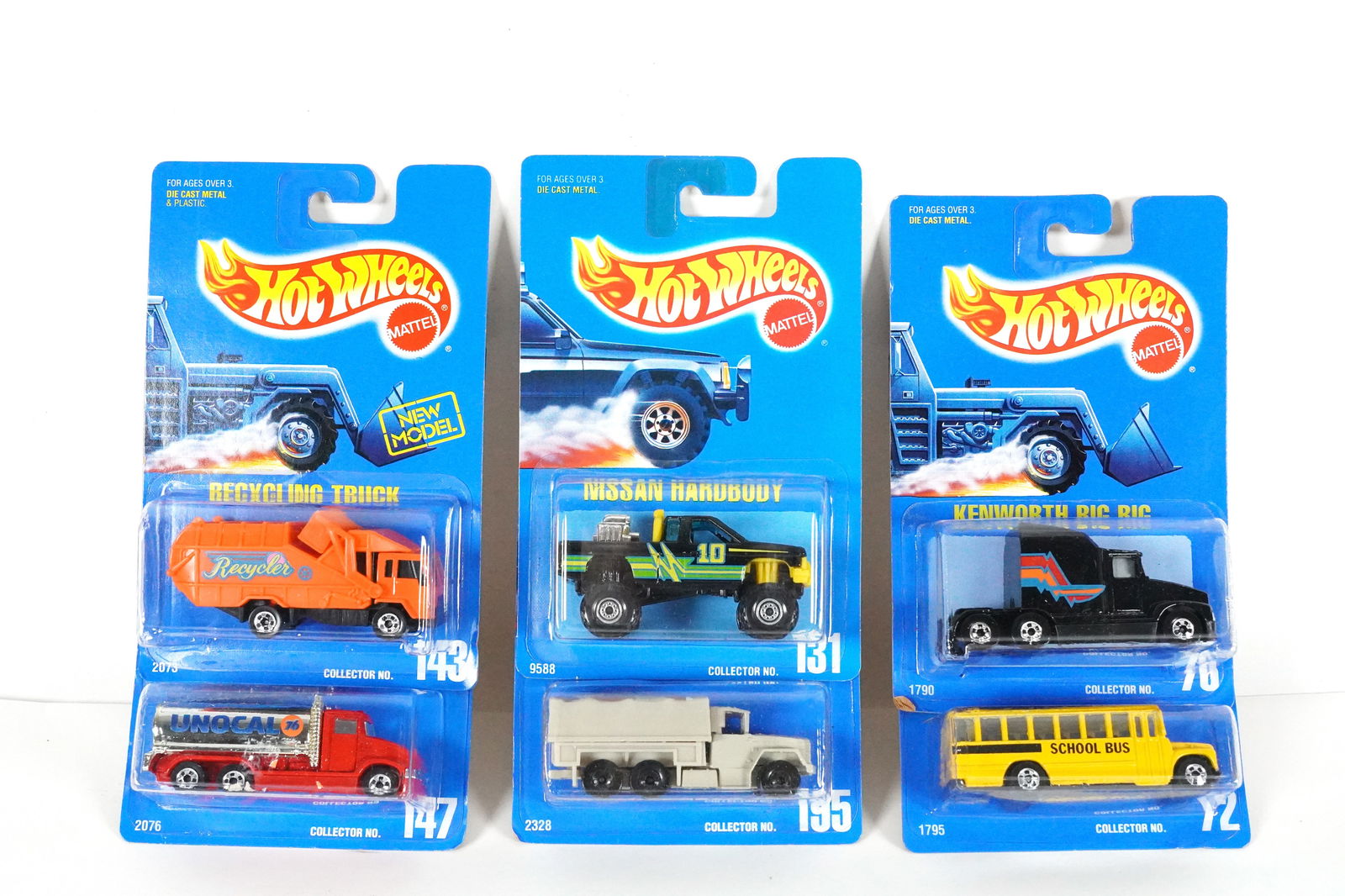 Lots Hot Wheels: Lots Hot Wheels in original box.
